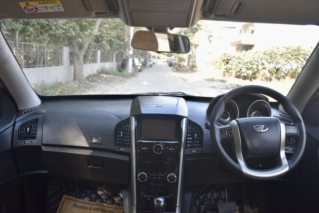 Second-hand 2019 Mahindra XUV500 W7 BSIV for sale in Gurgaon-8