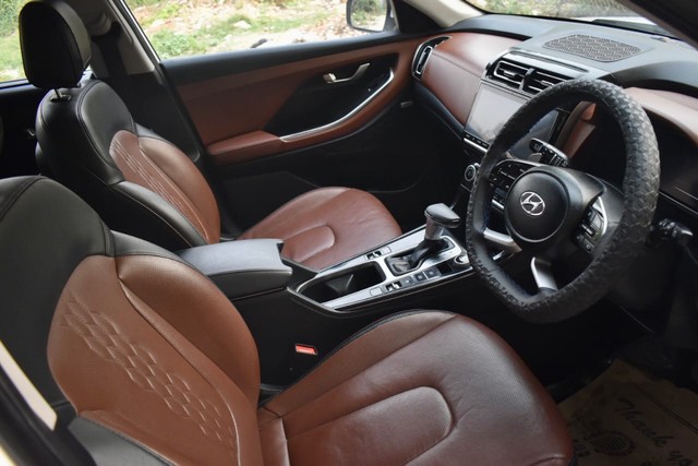 Second-hand 2021 Hyundai Alcazar Signature (O) Diesel AT BSVI for sale in Gurgaon-13