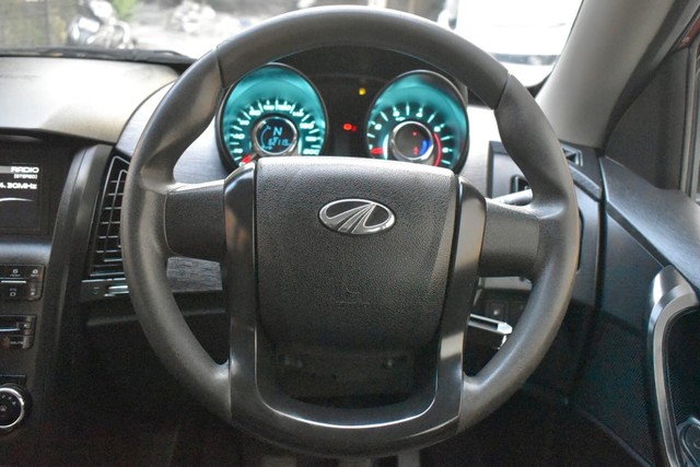 Second-hand 2018 Mahindra XUV500 W5 BSIV for sale in Gurgaon-10