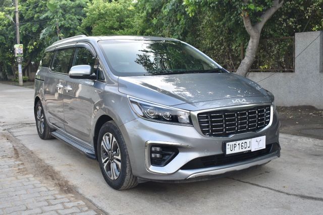 Kia Carnival Limousine Plus Second-hand 2022 Kia Carnival Limousine Plus for sale in Gurgaon