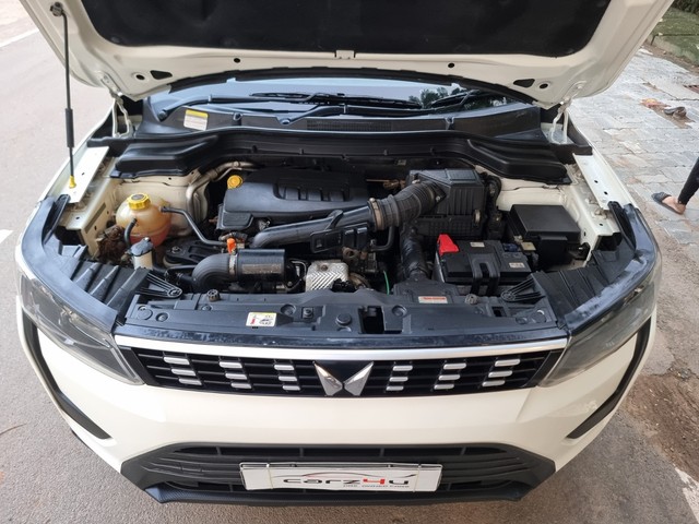 Second-hand 2022 Mahindra XUV300 W6 Sunroof BSVI for sale in Chennai-7