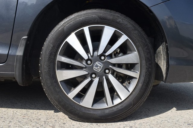 Second-hand 2025 Honda City V CVT for sale in Gurgaon-17