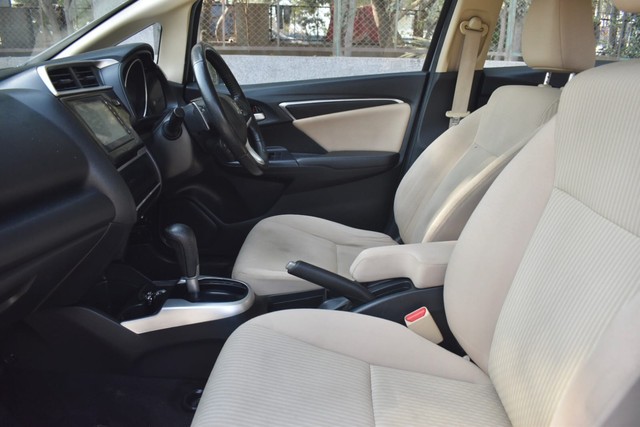 Second-hand 2018 Honda Jazz VX CVT for sale in Gurgaon-11