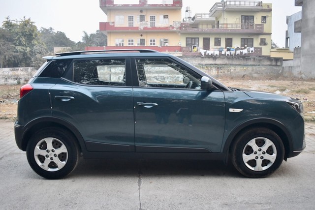 Second-hand 2019 Mahindra XUV300 W6 AMT Diesel BSIV for sale in Gurgaon-1