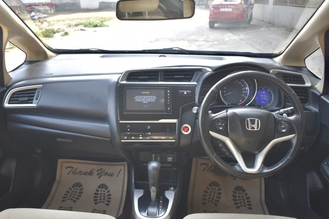 Second-hand 2018 Honda Jazz VX CVT for sale in Gurgaon-8