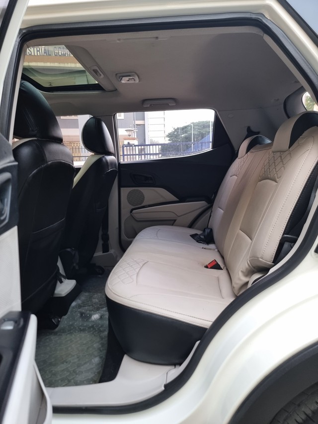 Second-hand 2022 Mahindra XUV300 W6 Sunroof BSVI for sale in Chennai-11