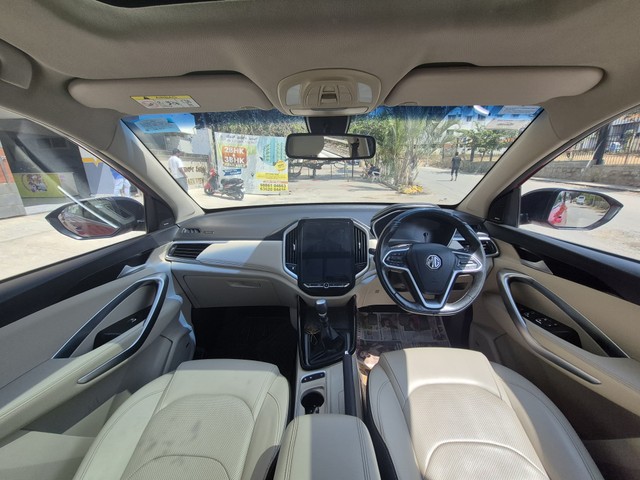 Second-hand 2021 MG Hector Hybrid Sharp MT for sale in Bangalore-17