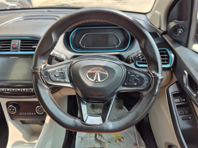 Tata Tiago XZ Plus Second-hand 2023 Tata Tiago XZ Plus for sale in Bangalore-13