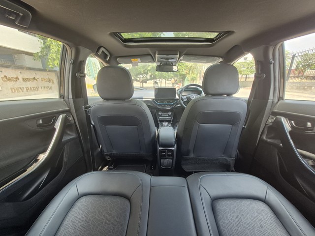 Tata Nexon EV XZ Plus LUX - Photo 8