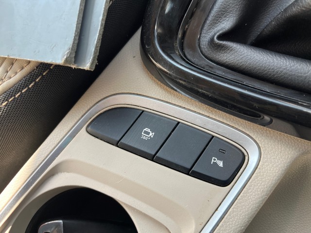 Second-hand 2021 MG Hector Sharp Diesel MT for sale in Bangalore-9