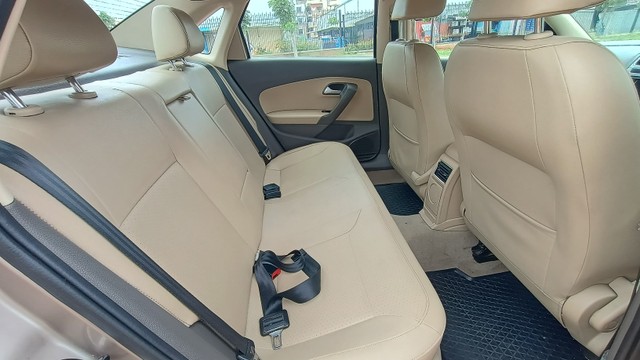 Second-hand 2018 Volkswagen Vento 1.6 Highline for sale in Bangalore-11