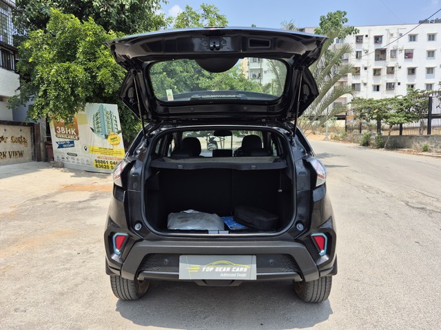 Tata Nexon EV XZ Plus LUX - Photo 10