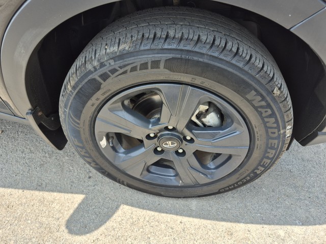 Tata Nexon EV XZ Plus LUX - Photo 9