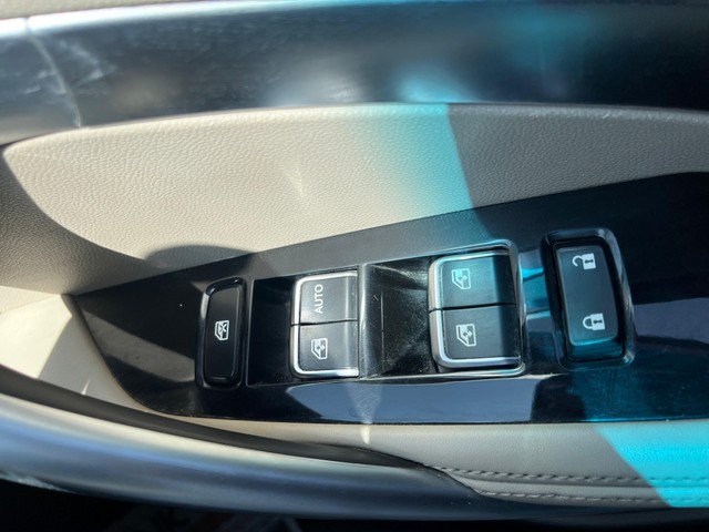 Second-hand 2021 MG Hector Sharp Diesel MT for sale in Bangalore-6