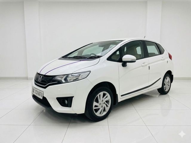 Second-hand 2015 Honda Jazz 1.2 V i VTEC for sale in New Delhi