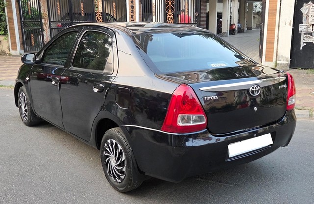 Toyota Etios GD Second-hand 2012 Toyota Etios GD for sale in Kolkata-13