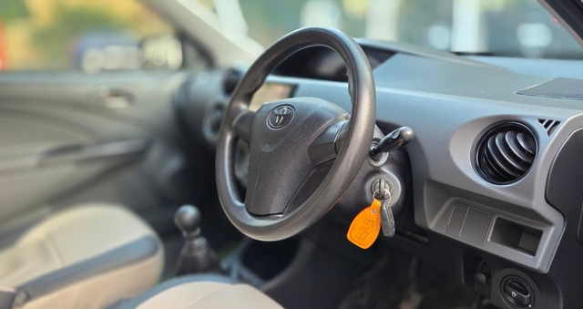 Toyota Etios GD Second-hand 2012 Toyota Etios GD for sale in Kolkata-19