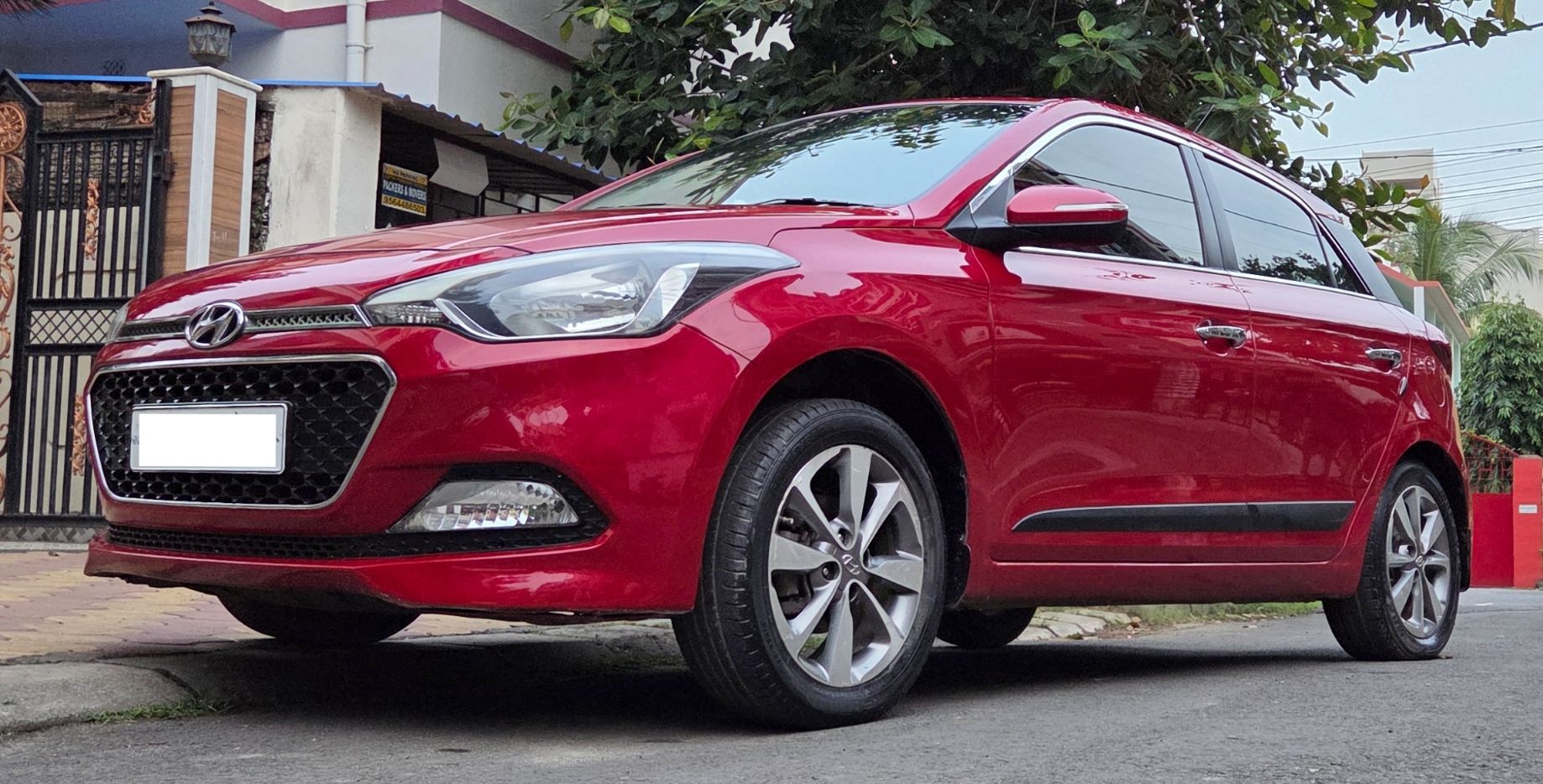 Buy Used Hyundai i20 Asta Option 1.2 of 2015 model @ 3,65,000 INR in