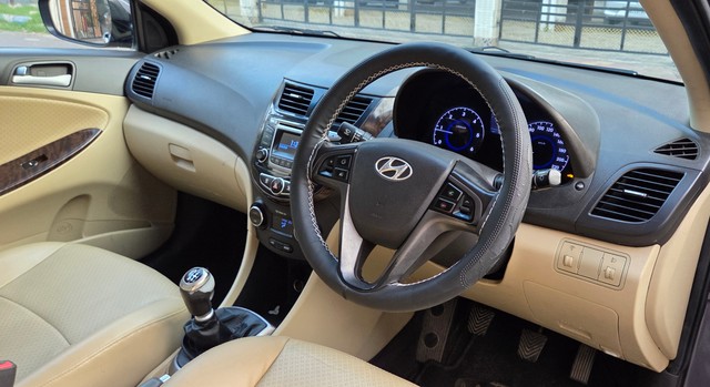 Second-hand 2015 Hyundai Verna 1.6 CRDi SX Opt for sale in Kolkata-17