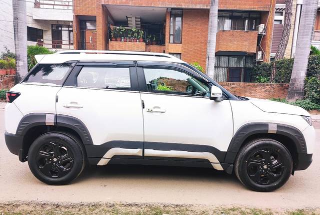 https://images10.gaadi.com/usedcar_image/SKQ1.210908.001/original/70b857db-1d1a-4e84-b09a-cba8219f0eff.jpg?imwidth=6401