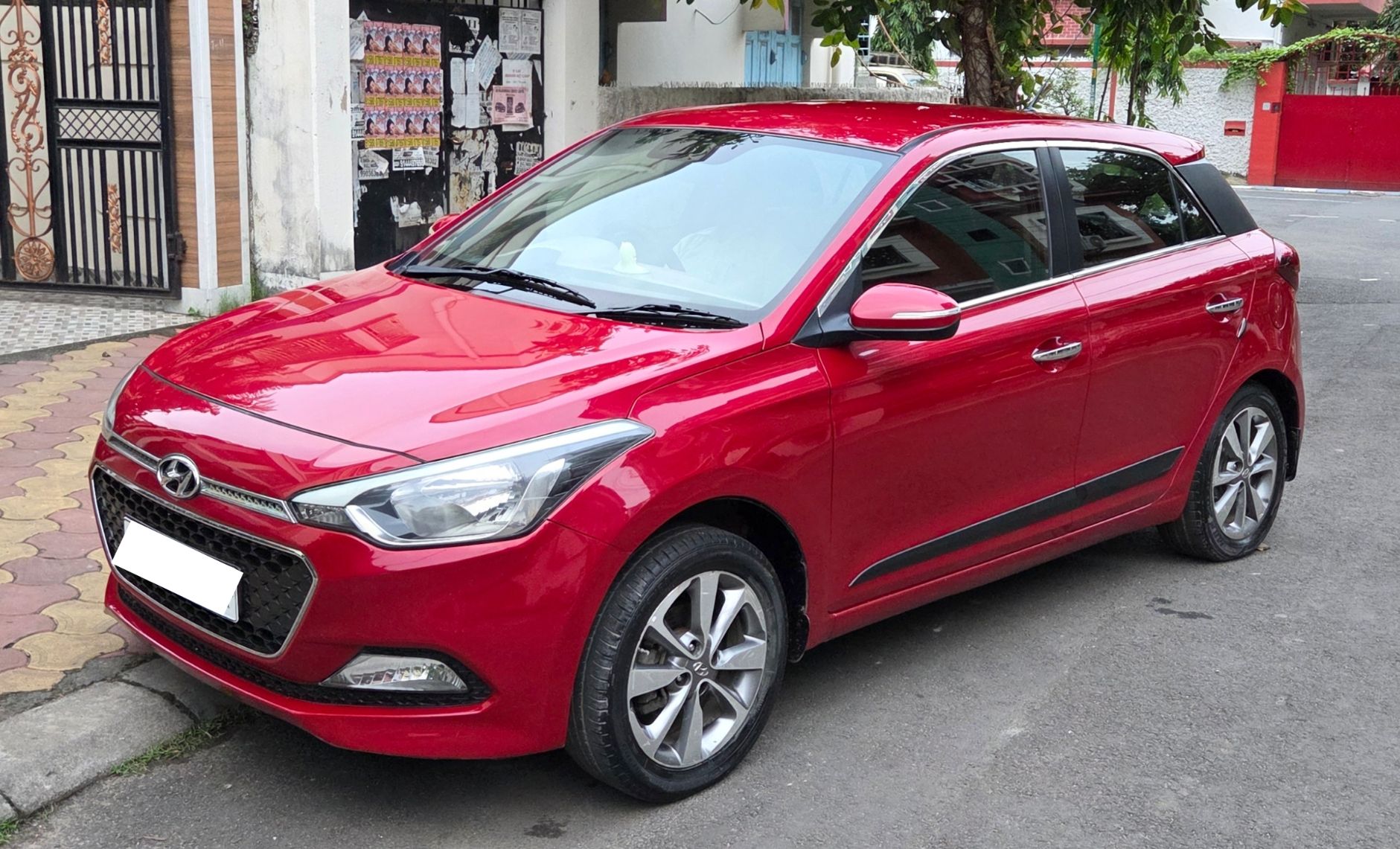 Buy Used Hyundai i20 Asta Option 1.2 of 2015 model @ 3,65,000 INR in