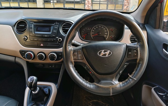 Second-hand 2015 Hyundai Grand i10 CRDi Sportz for sale in Kolkata-10