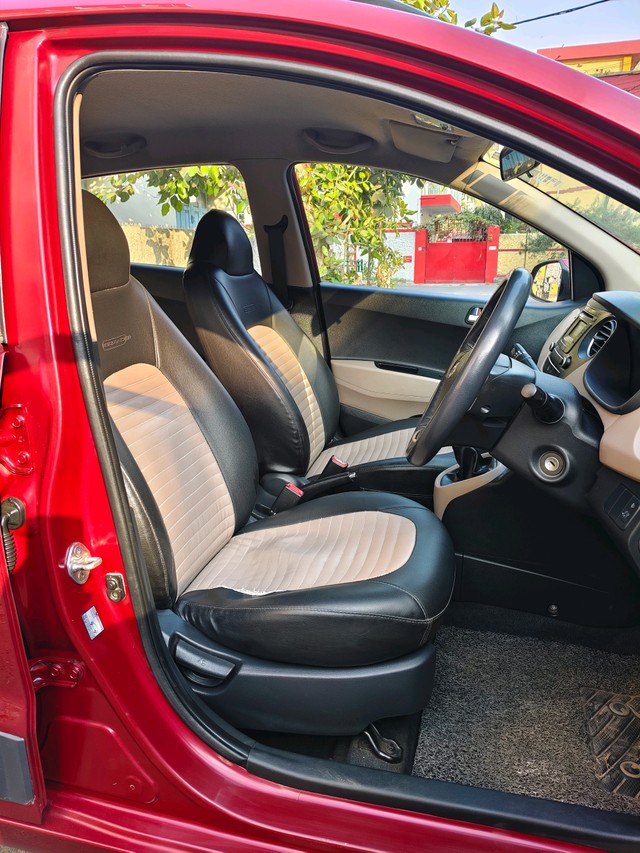 Second-hand 2015 Hyundai Grand i10 CRDi Sportz for sale in Kolkata-7