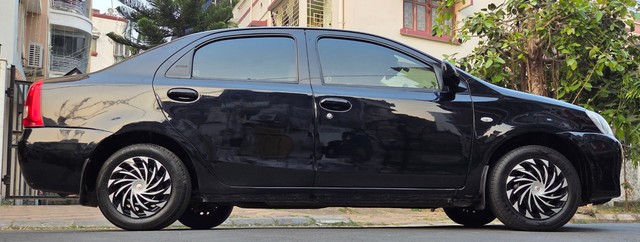 Toyota Etios GD Second-hand 2012 Toyota Etios GD for sale in Kolkata-9