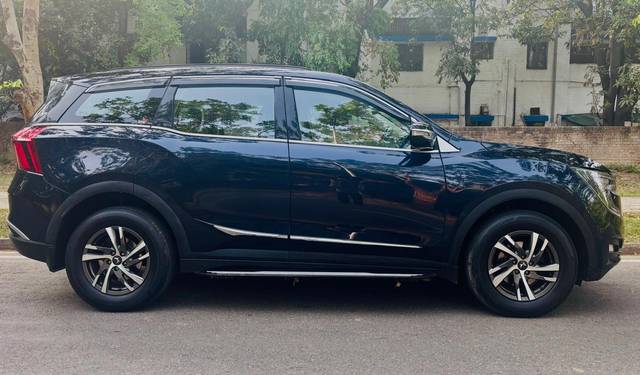https://images10.gaadi.com/usedcar_image/SKQ1.210908.001/original/f48a3f90-a330-492d-9596-6920d311f855.jpg?imwidth=6401