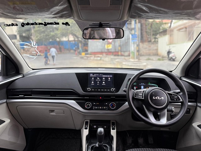 Second-hand 2022 Kia Carens Prestige Diesel BSVI for sale in Bangalore-8