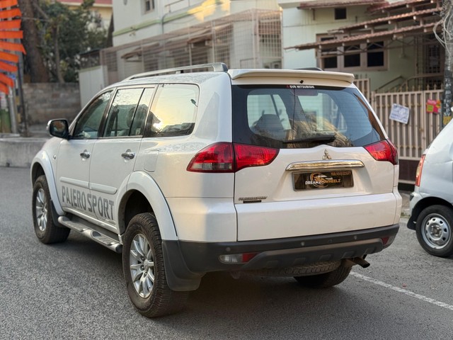 Second-hand 2015 Mitsubishi Pajero Sport 4X2 AT for sale in Bangalore-4