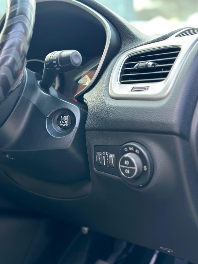 Second-hand 2018 Jeep Compass 2.0 Longitude Option BSIV for sale in Chennai-3