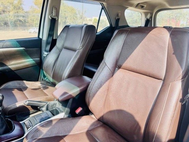 Second-hand 2025 Toyota Innova Hycross GX 7STR for sale in New Delhi-9