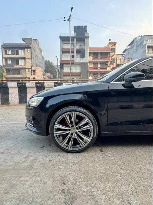 Second-hand 2019 Audi A3 35 TDI Premium Plus for sale in New Delhi-5