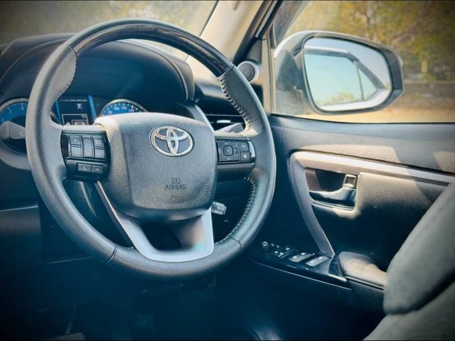 Second-hand 2023 Toyota Fortuner 4X2 AT for sale in New Delhi-8