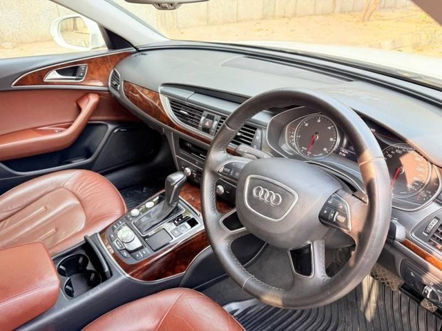 Second-hand 2017 Audi A6 35 TDI for sale in New Delhi-12