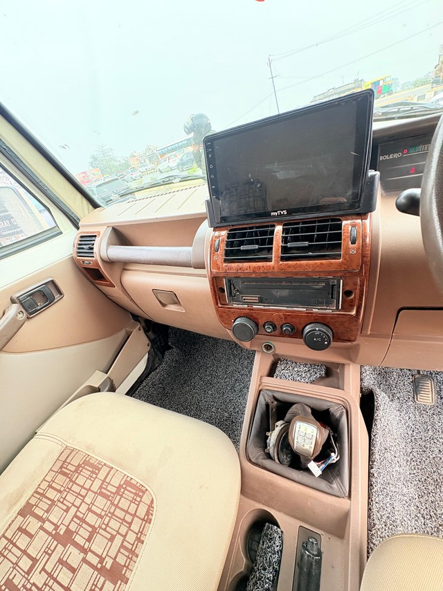 Second-hand 2013 Mahindra Bolero SLX for sale in Gorakhpur-3