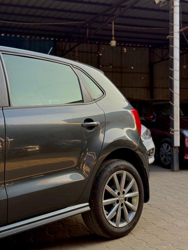 Second-hand 2020 Volkswagen Polo 1.0 MPI Highline Plus BSIV for sale in Chennai-2