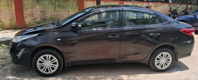 Second-hand 2018 Toyota Yaris J BSIV for sale in Lucknow-2