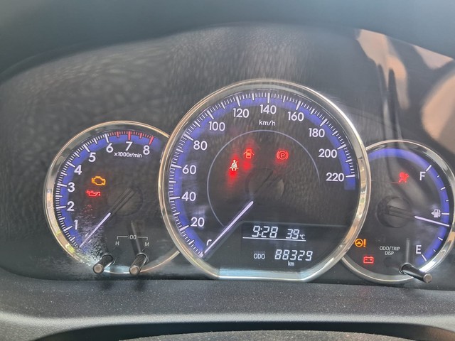 Second-hand 2018 Toyota Yaris J BSIV for sale in Lucknow-9