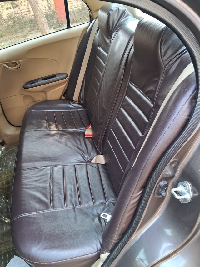 Second-hand 2014 Honda Amaze S i-Vtech for sale in Lucknow-12