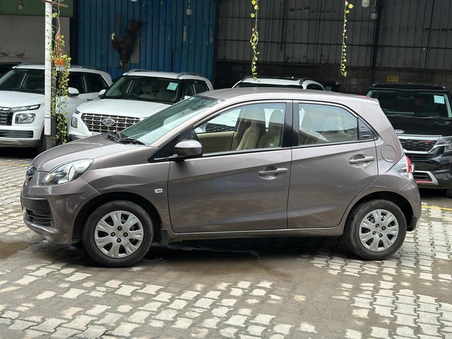 Second-hand 2013 Honda Brio S MT for sale in Chennai-11