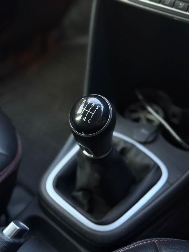 Second-hand 2020 Volkswagen Polo 1.0 MPI Highline Plus BSIV for sale in Chennai-18