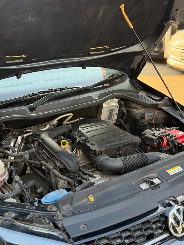 Second-hand 2020 Volkswagen Polo 1.0 MPI Highline Plus BSIV for sale in Chennai-4