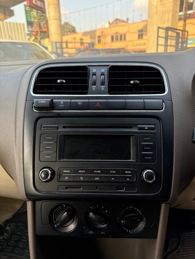 Second-hand 2015 Skoda Rapid 1.6 MPI AT Ambition Plus for sale in Chennai-6