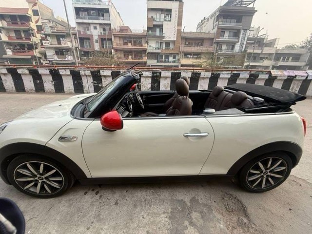 Mini Cooper Convertible S Second-hand 2017 Mini Cooper Convertible S for sale in New Delhi-2