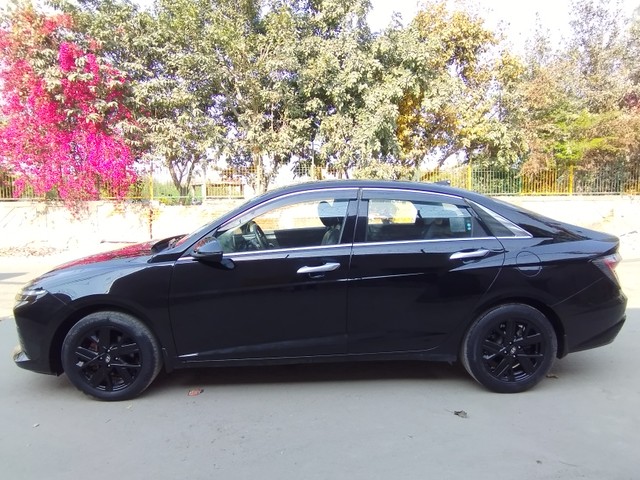 Second-hand 2023 Hyundai Verna SX Opt Turbo DCT for sale in New Delhi-2