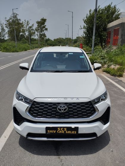 2024 Toyota Innova Hycross वीएक्स 7 सीटर हाइब्रिड