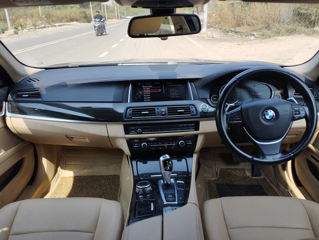 BMW 5 Series 520d Luxury Line Second-hand 2017 BMW 5 Series 520d Luxury Line for sale in New Delhi-13
