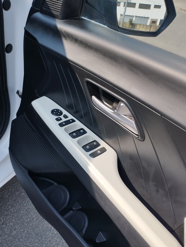 Second-hand 2023 Hyundai Verna SX IVT for sale in New Delhi-14